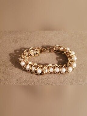 Gold Pearl-Accented Link Bracelet for Women